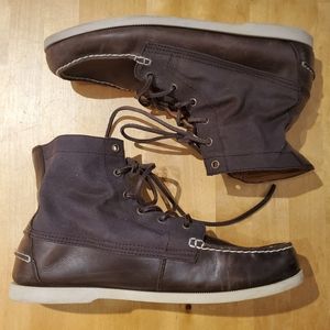 🥾 Leather and canvas boots, dark brown